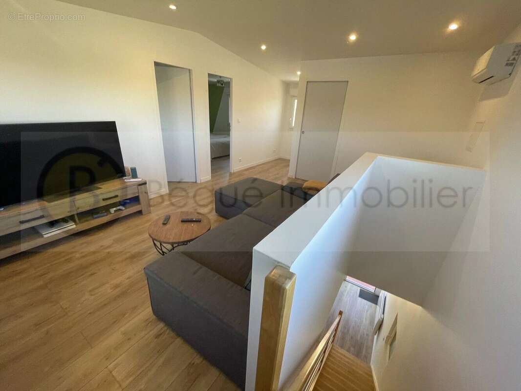 Maison à MONDONVILLE