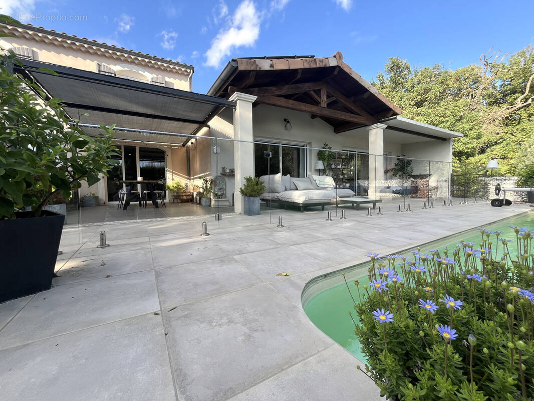 Maison à MALATAVERNE