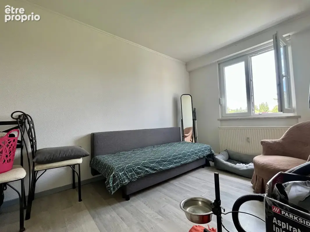 Appartement - 70 m² - F3 - 2 balcons - photo 6