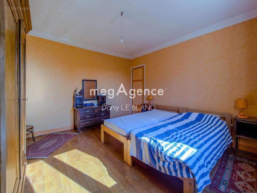 Maison à MAINVILLIERS