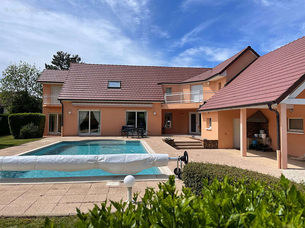 Maison à COUTERNON
