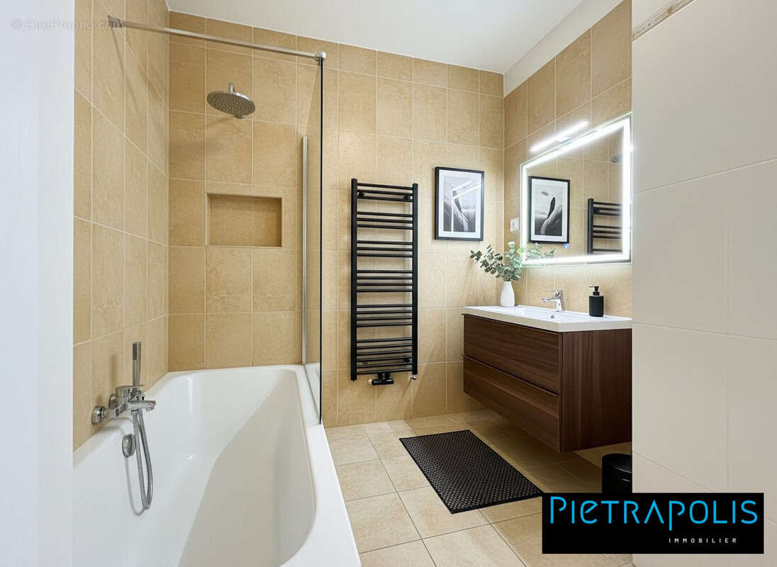 Appartement à VILLEFRANCHE-SUR-SAONE