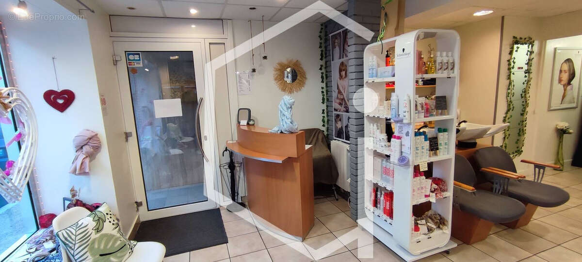 Commerce à POUILLY-SUR-LOIRE