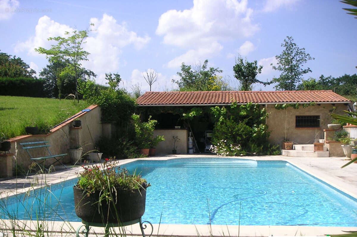 Maison à MONDONVILLE