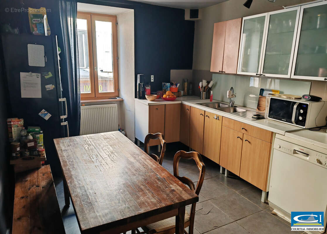Maison 170 m² à Saint-Felicien  - photo 5