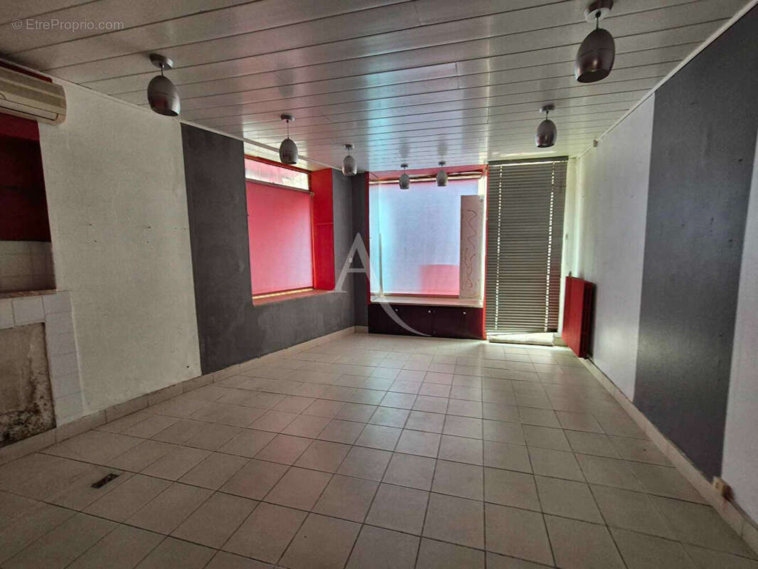 Maison à VILLENEUVE-DE-MARSAN