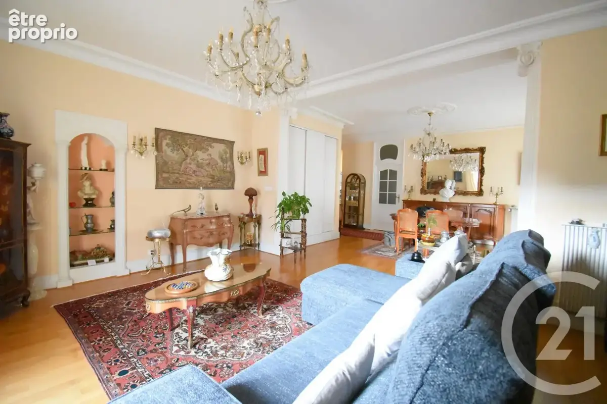 Appartement 4 pièces 147 m² à vendre à Vichy (03200) - photo 2