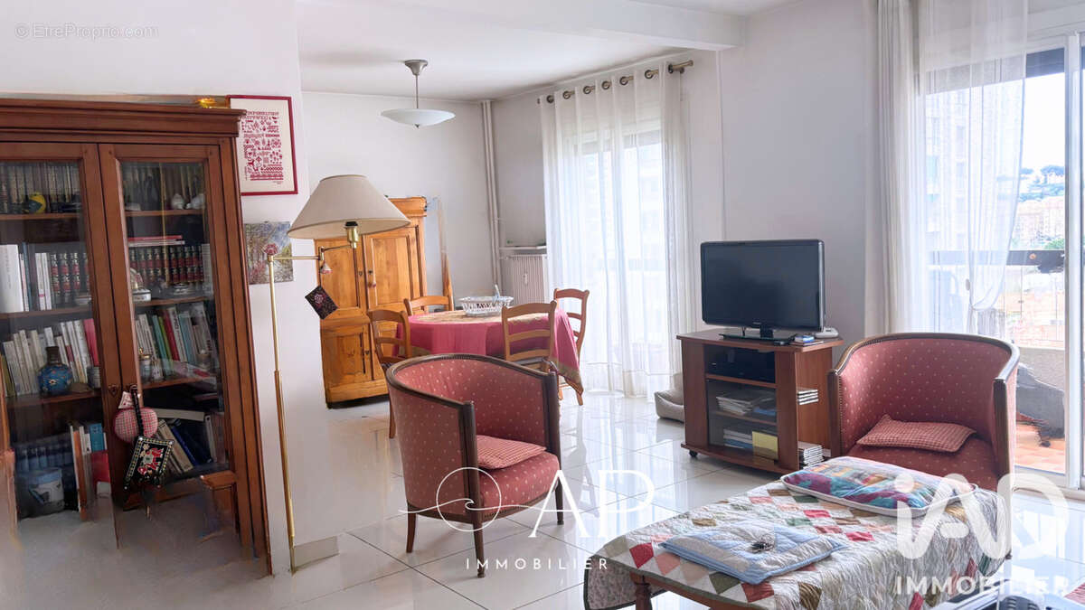 Appartement 81 m² à Toulon  - photo 2