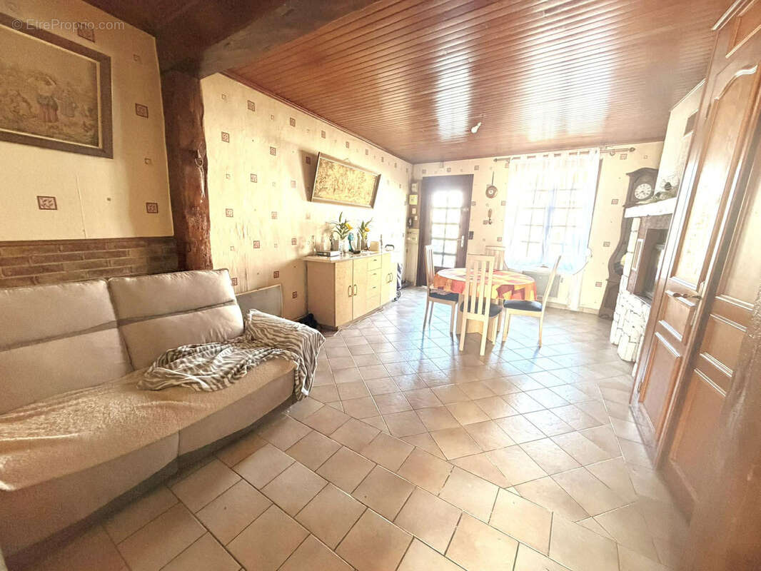 Maison à GUINES