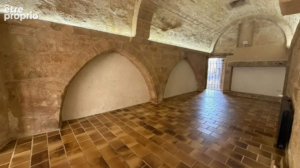 Un local commercial d'exception au coeur historique de Figeac - photo 7