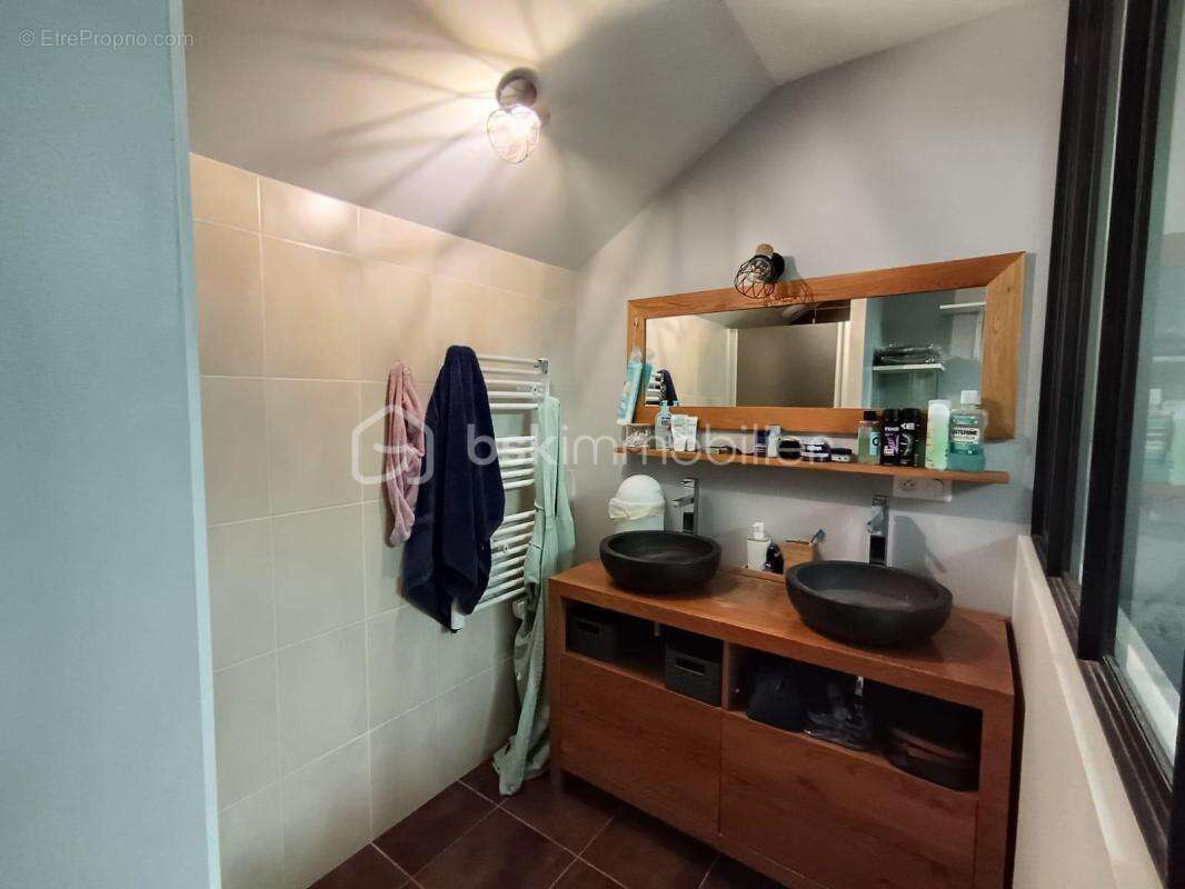 Maison 5 pièces 82 m² à vendre à Poisy (74330) - photo 3