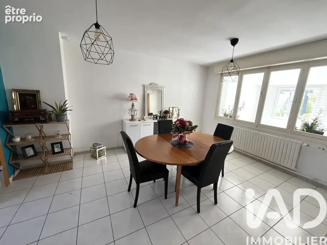Photo 1 - Maison à THIANT