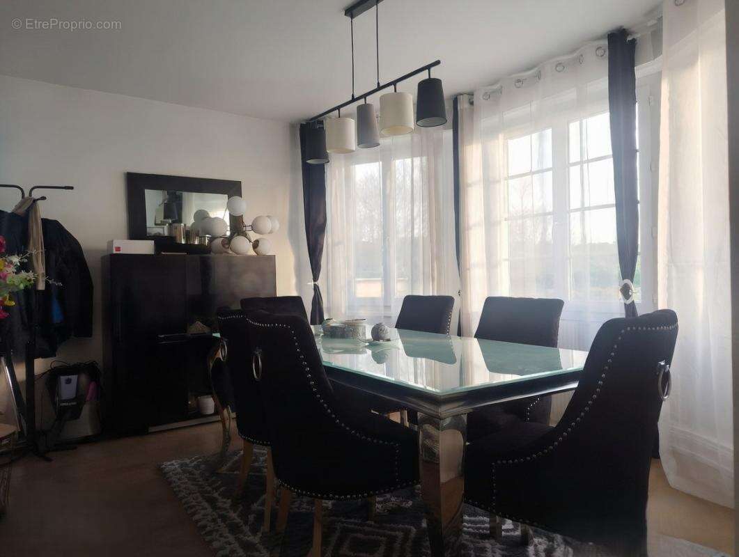 Maison à VILLERS-COTTERETS