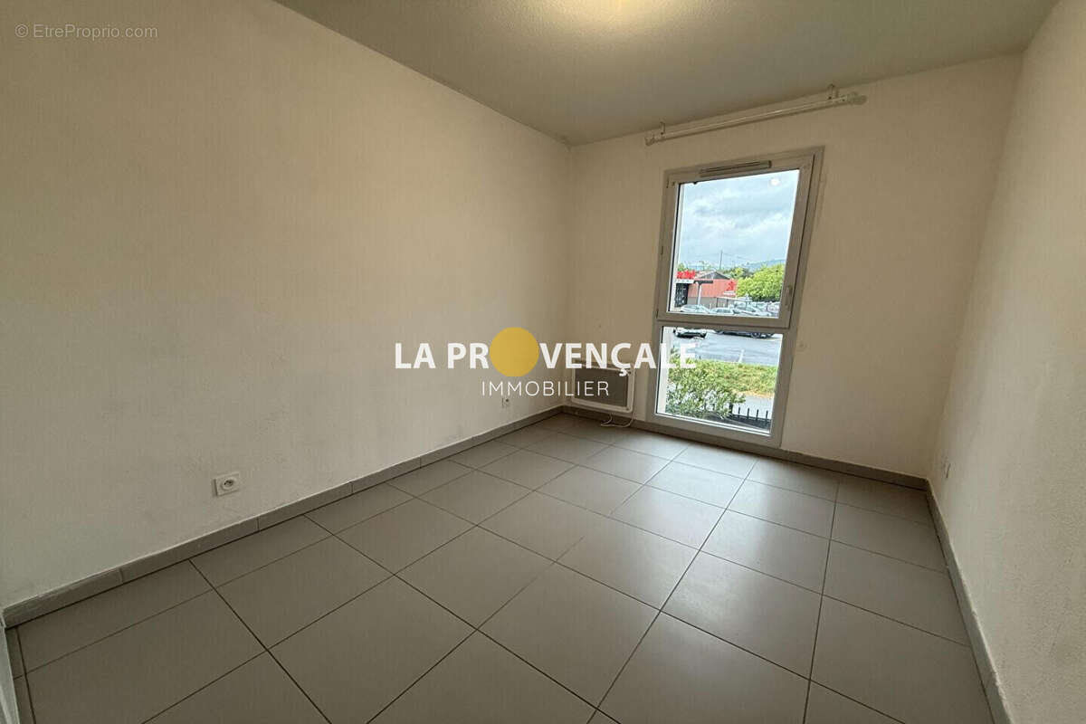 Appartement à SAINT-MAXIMIN-LA-SAINTE-BAUME