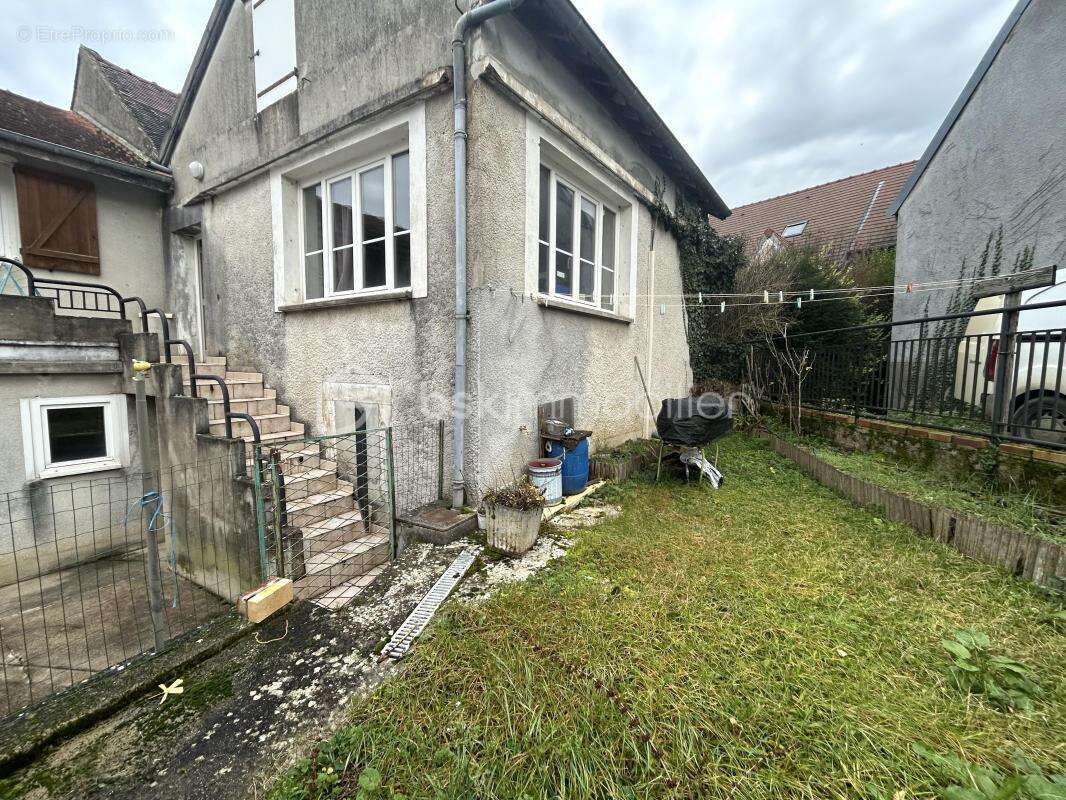 Maison à CHABLIS