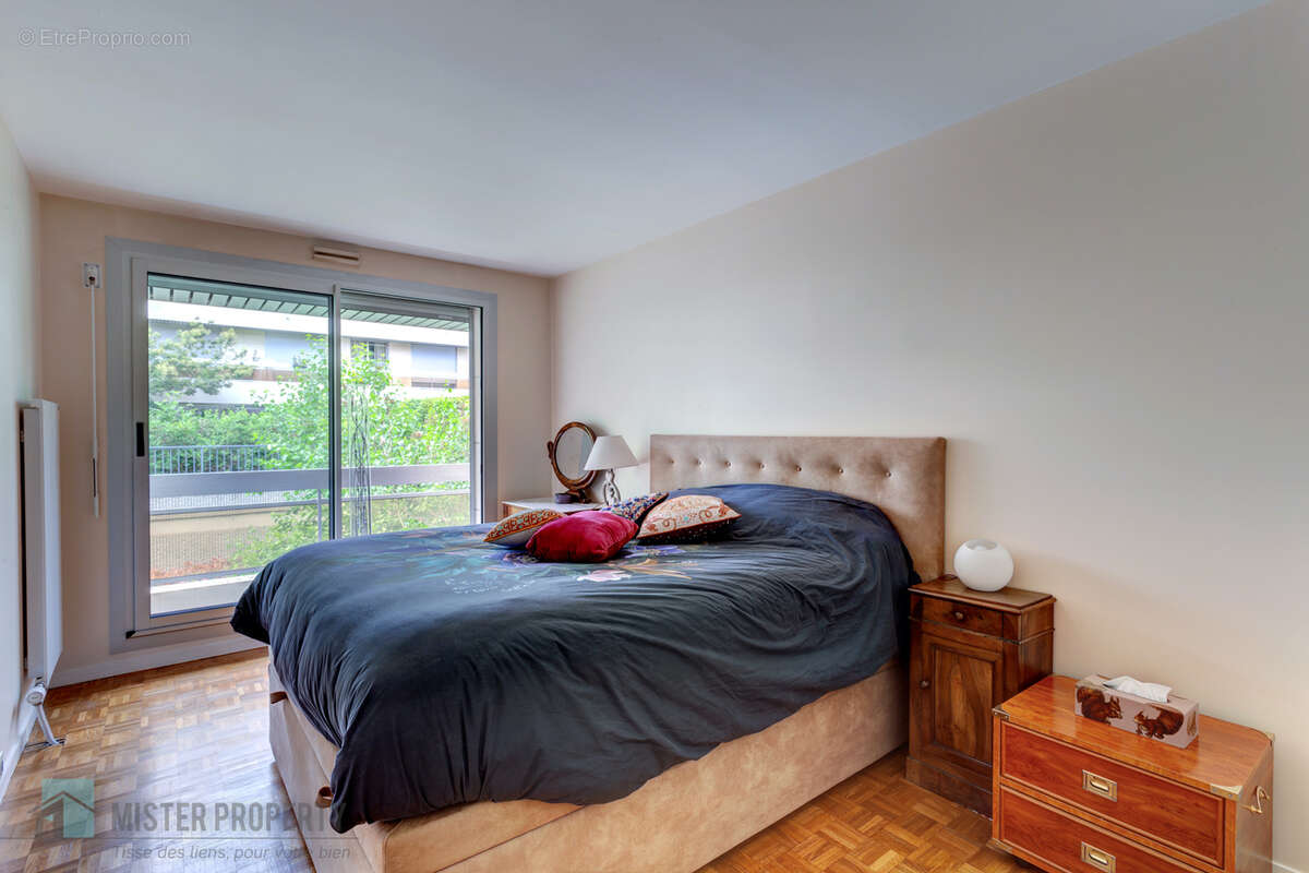 Appartement à BOUGIVAL