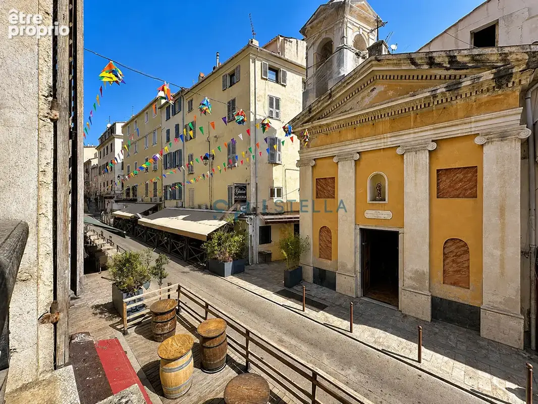 Appartement T2 au coeur de la vieille ville d'Ajaccio - Rue du Roi de Rome - photo 4