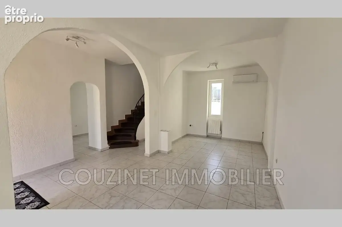 Maison 5 pièces 89 m² à vendre à Le Castellet (83330) - photo 3
