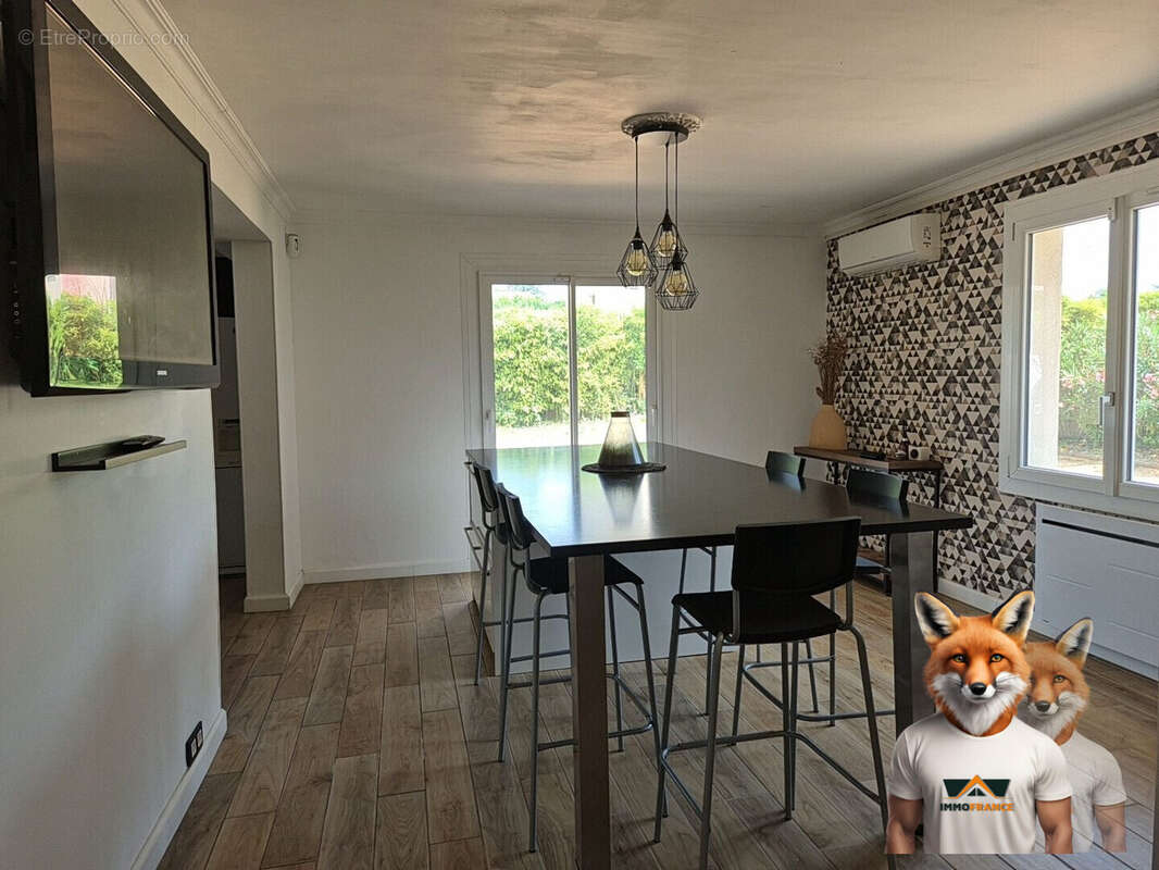 Maison à SAINT-HILAIRE-DE-BRETHMAS