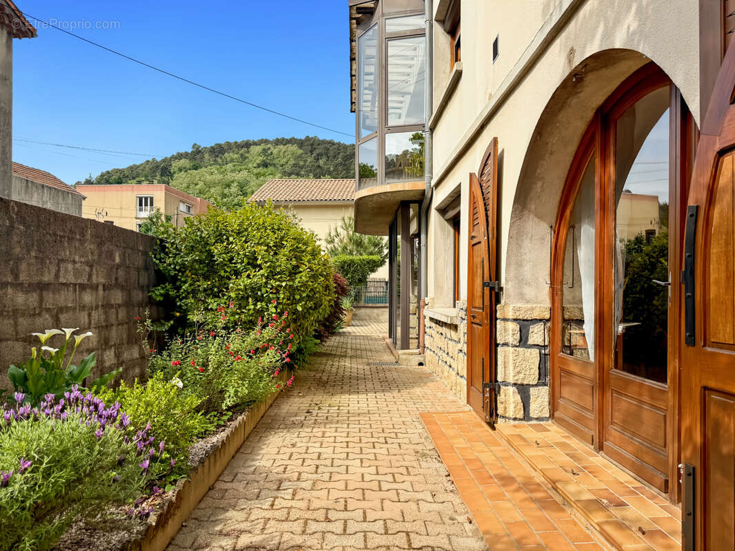Maison à LABEGUDE