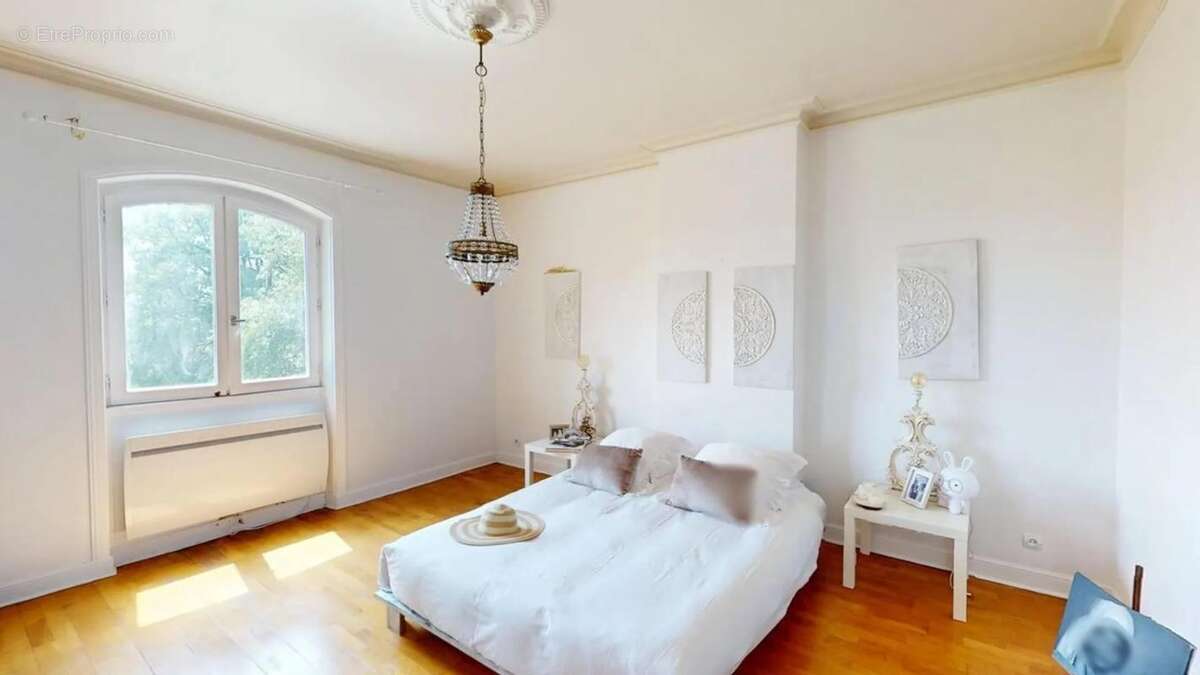 Maison à FOUQUEBRUNE