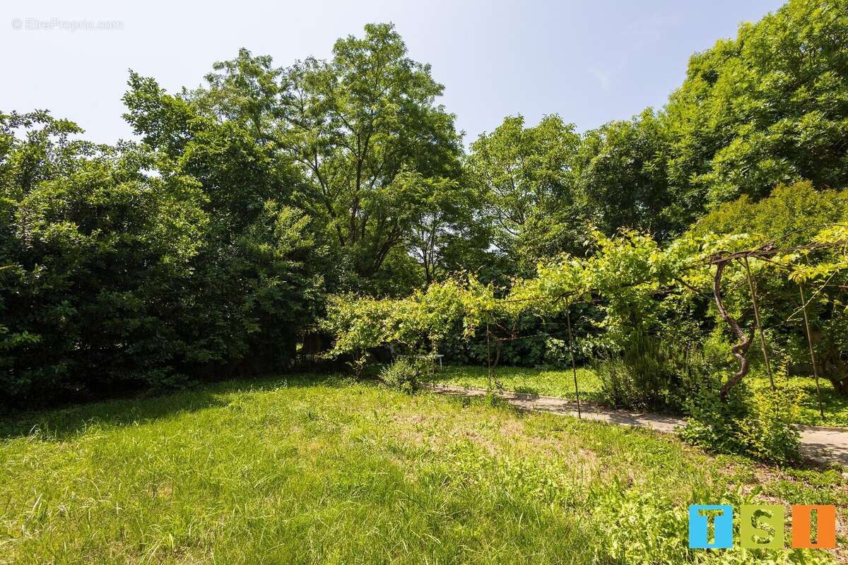 Maison à DAUMAZAN-SUR-ARIZE