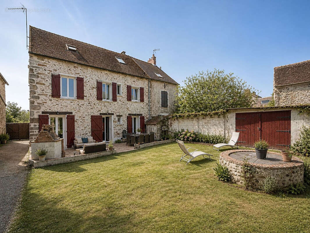 Maison à BREAU