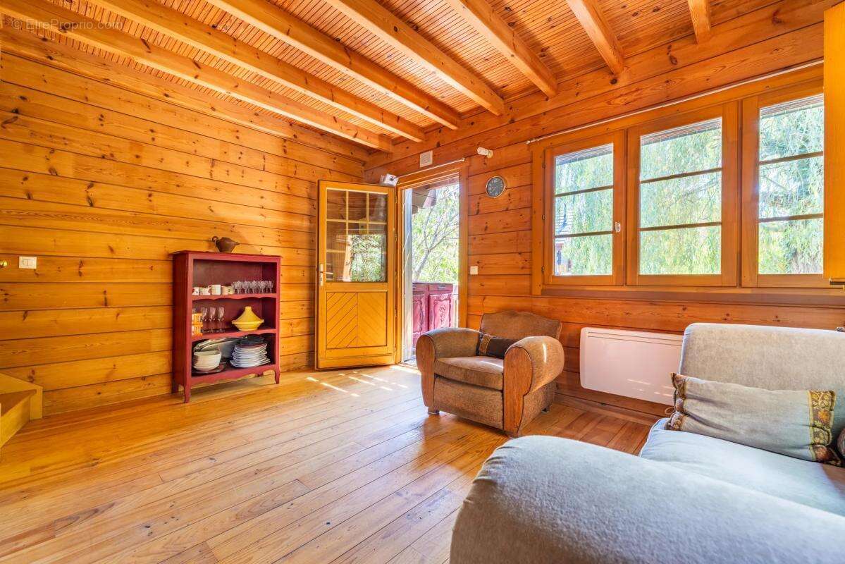 Charmant Chalet de 2 pièces 50 m² à Réau dans un environnement exceptionnel ! - photo 4
