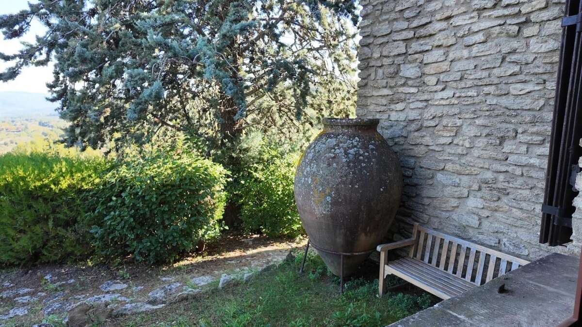 Maison à BONNIEUX