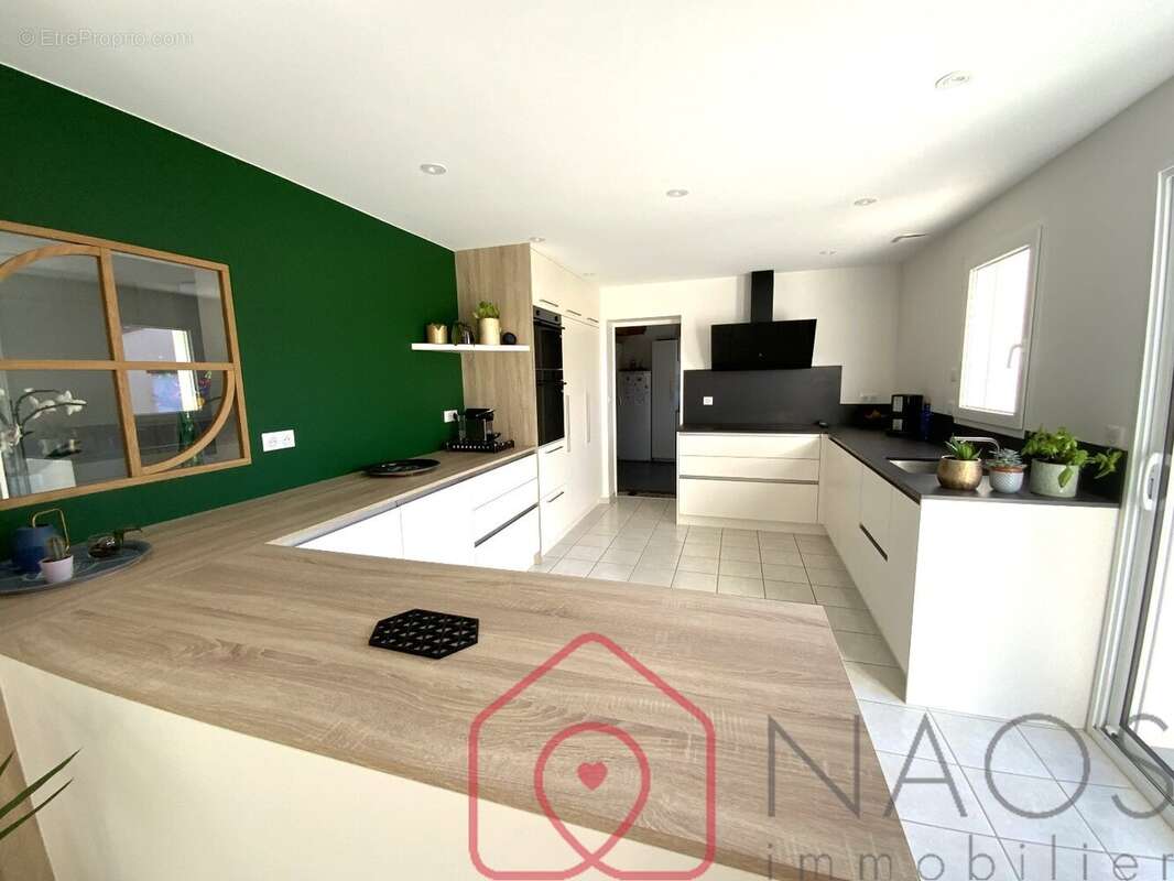 Maison à SAINT-HILAIRE-DE-LOULAY