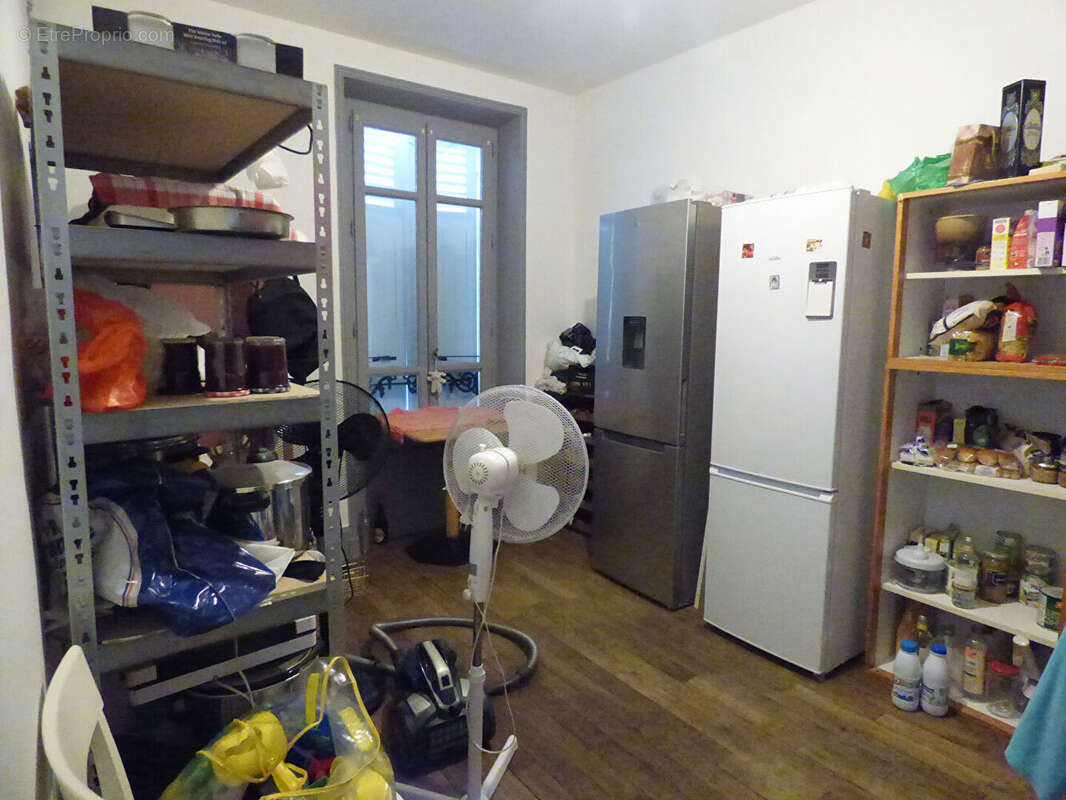 Appartement à SAINT-TRIVIER-DE-COURTES