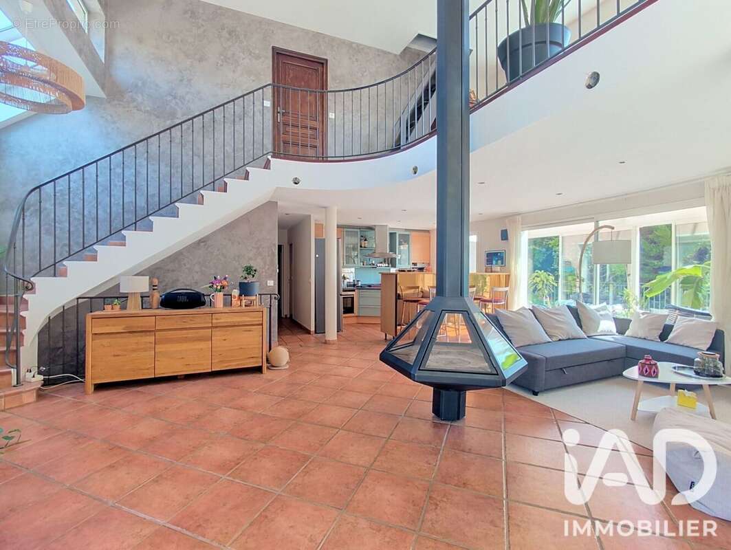 Maison 240 m² à Villennes-Sur-Seine  - photo 5