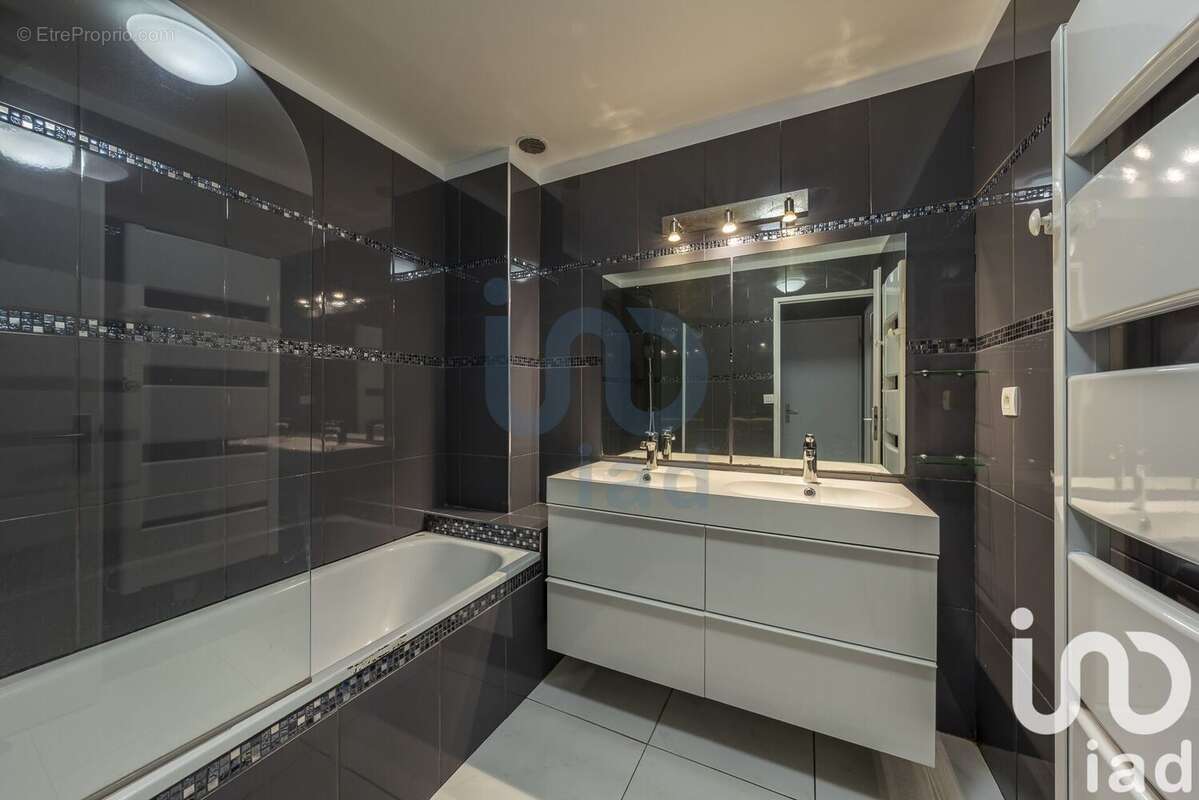 Photo 7 - Maison à LIEUSAINT