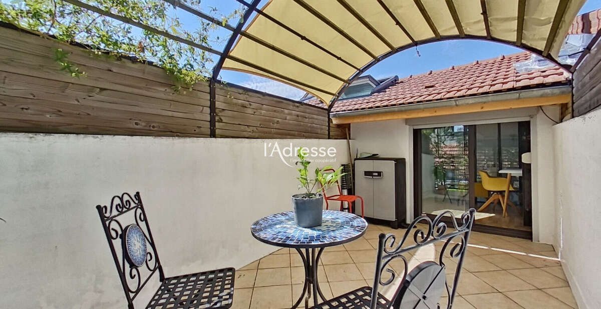 Clamart Gare Maison au calme avec jardin - photo 10