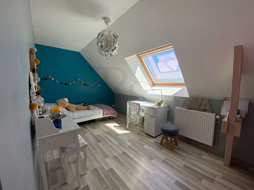 Maison à MONTREUIL-AU-HOULME