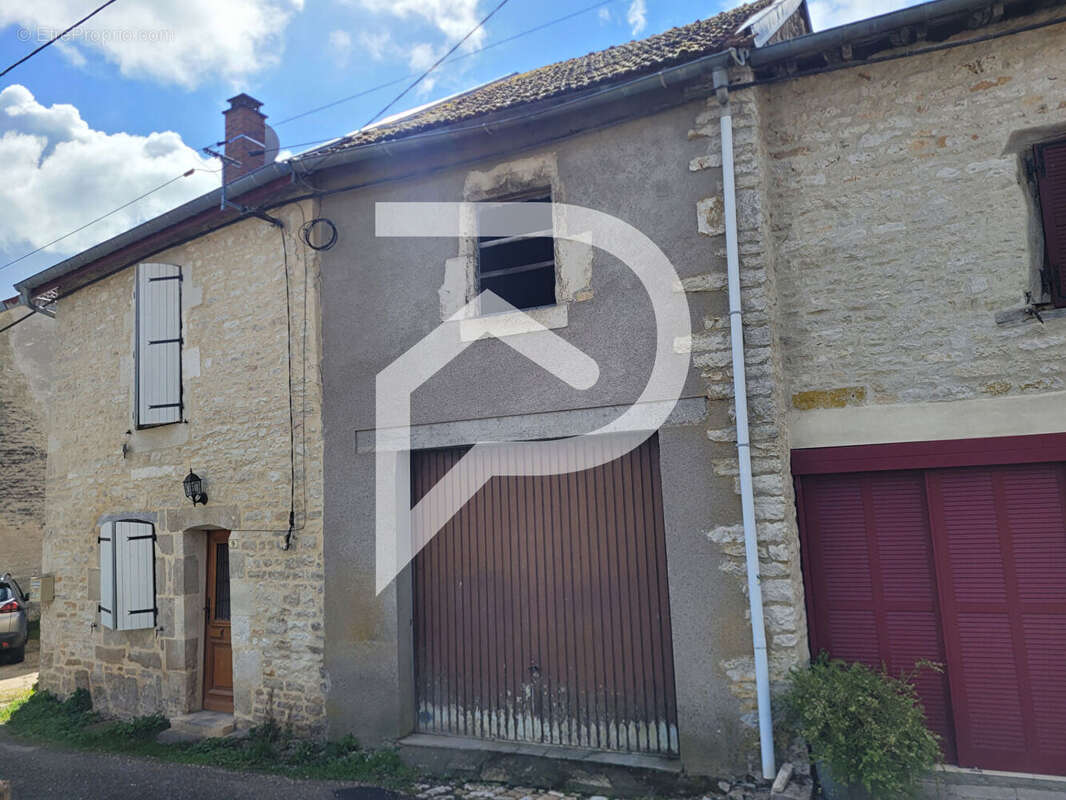 Maison à VIGNORY