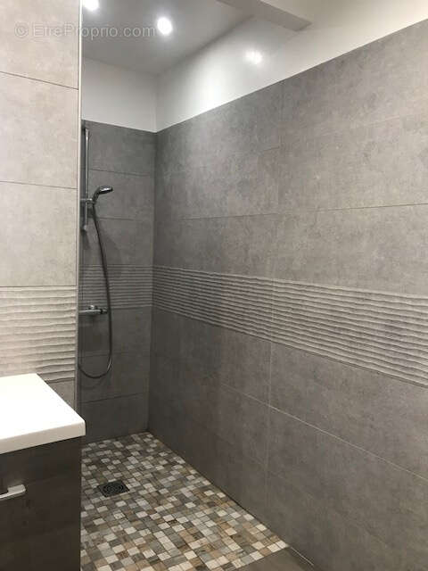 Maison de plain-pied entiérement rénovée - photo 9
