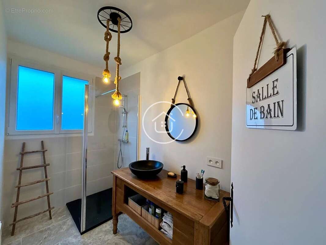 Maison à COUR-CHEVERNY