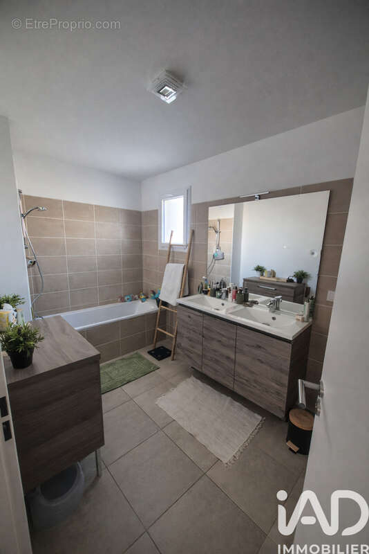 Photo 6 - Maison à MOURIES