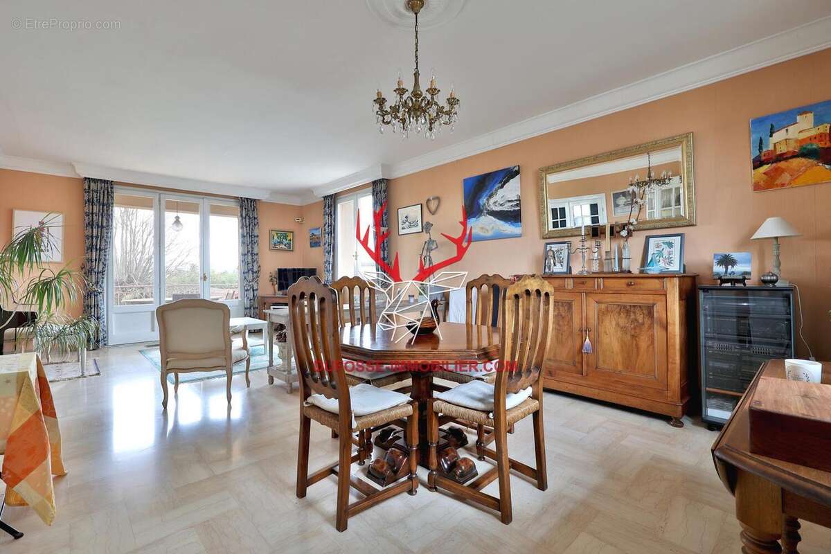 Photo 8 - Maison à LA TOUR-DE-SALVAGNY