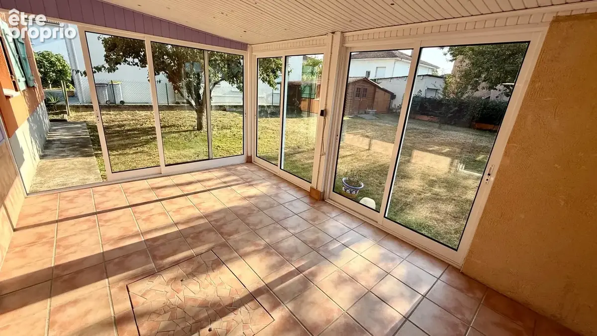 Tarbes .Maison six pièces sur deux niveaux divisible en deux appartements - photo 3