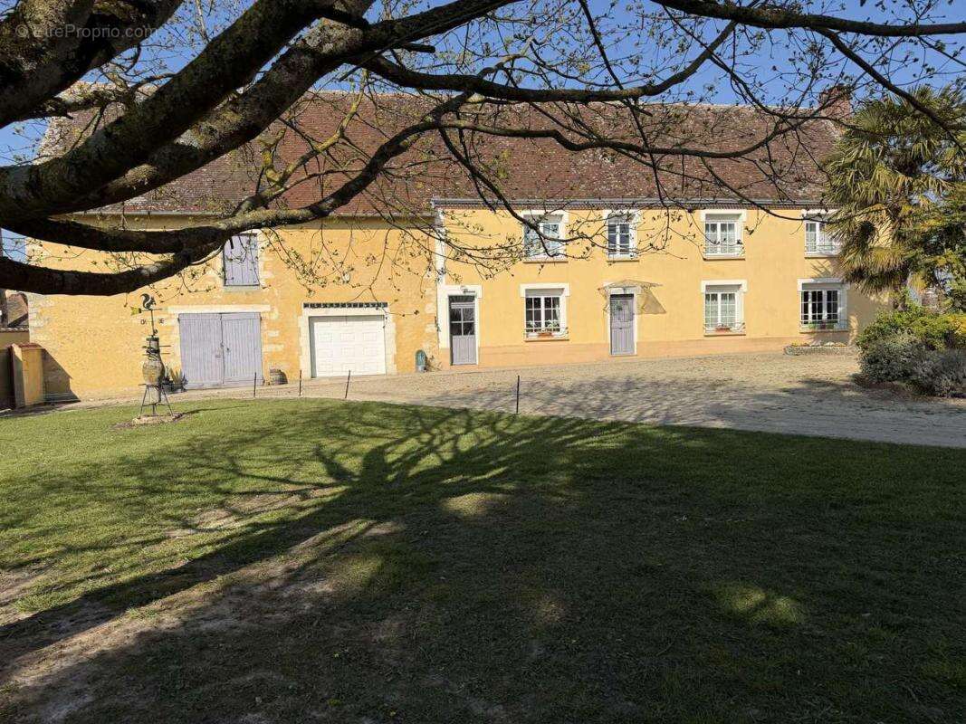 Maison à LA CHAPELLE-SOUEF