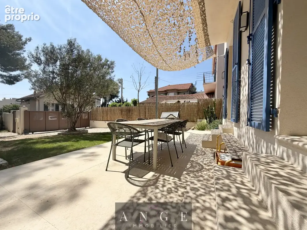 Bas de villa Magnifique 2023 avec jardin, piscine et parkings - photo 9