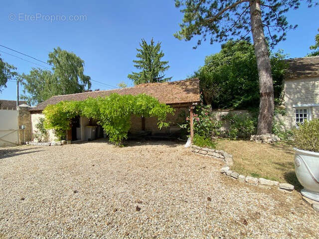 Maison à CHAINTREAUX