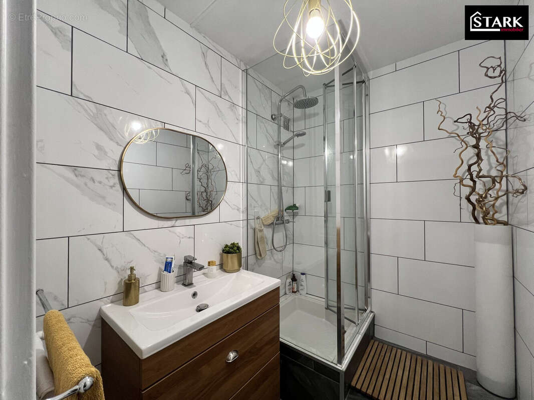 Appartement 70 m² à Lure  - photo 6