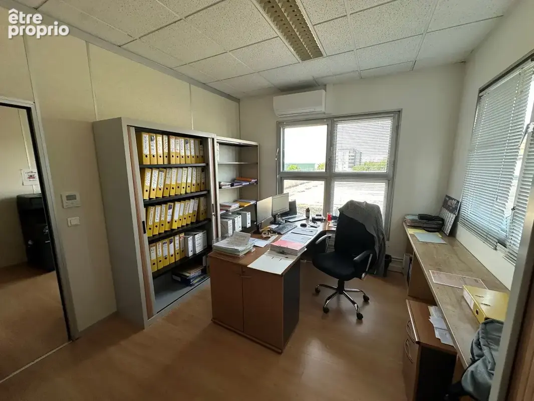 Locaux commercial Villiers Sur Marne 179m2 - photo 6
