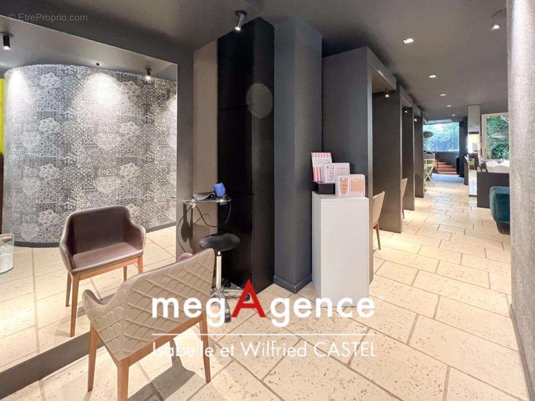 Commerce à LES SABLES-D'OLONNE