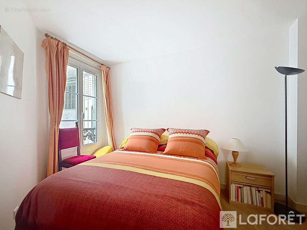 Appartement à PARIS-9E