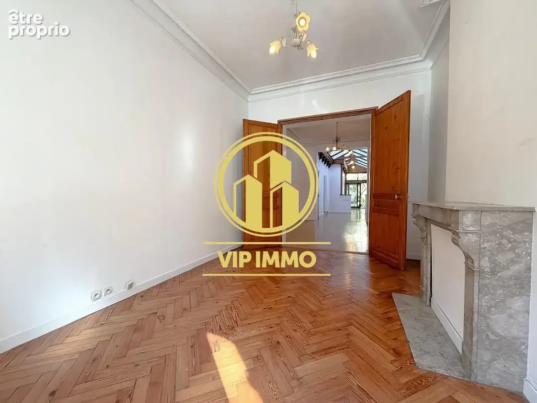 Maison 6 pièces 193 m² à vendre à Lille (59000) - photo 5