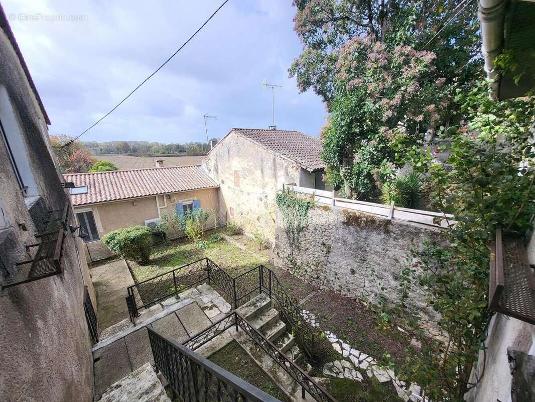 Photo 3 - Maison à BEGUEY